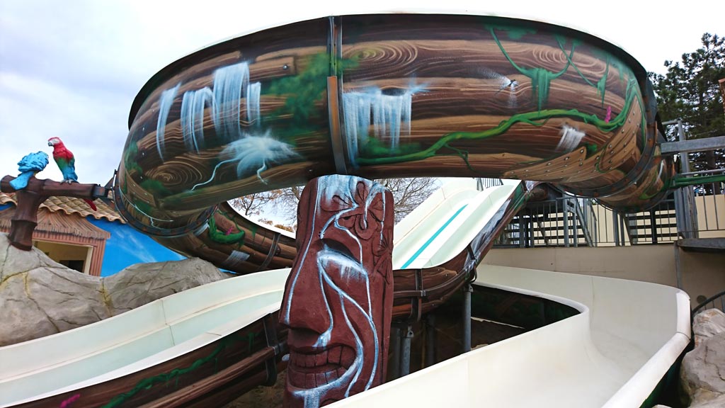 Toboggan du Camping Cayola
